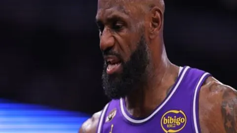 王艺迪完胜郑怡静，与钱天一并肩晋级WTT仁川赛女单16强